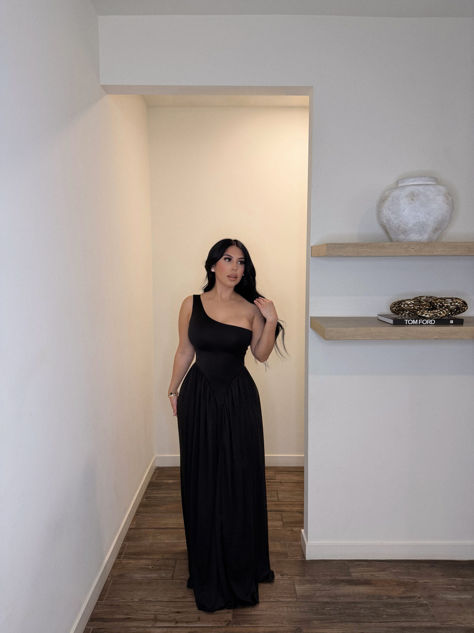 Vionette Maxi Dress - Black