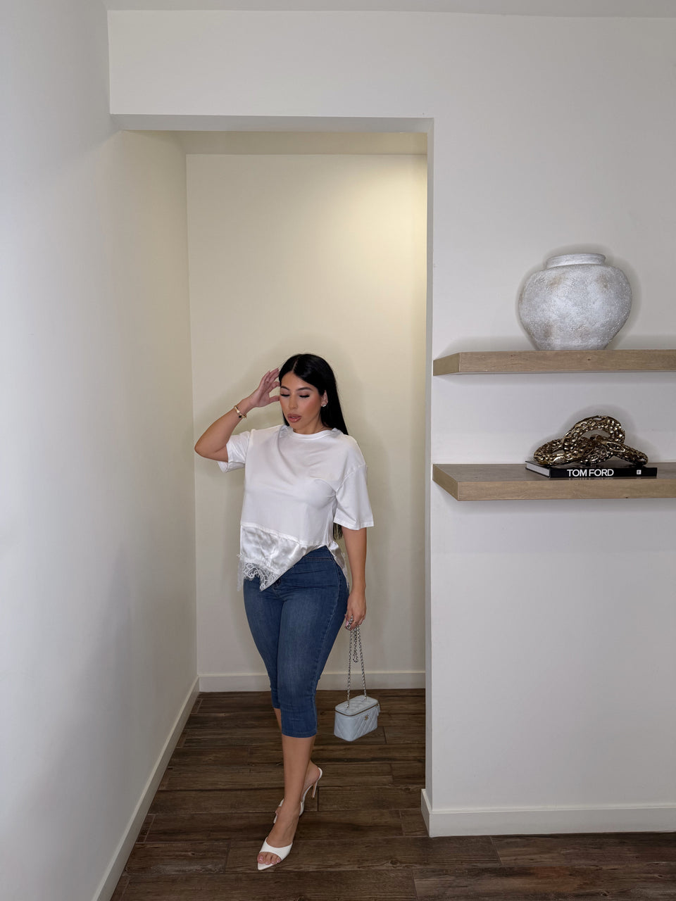 Stone Classic Capri Jeans