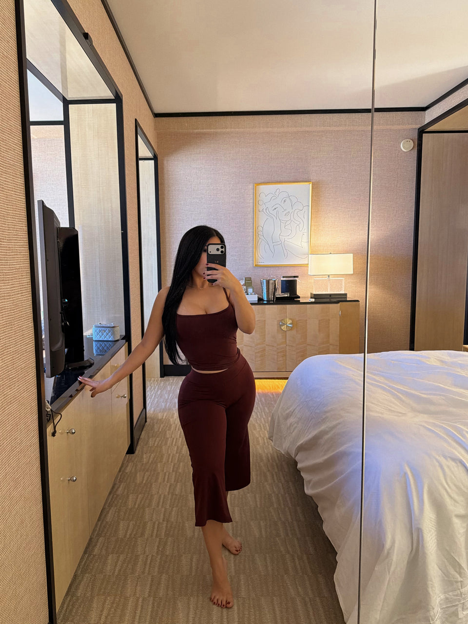 Carbone Two Piece Set