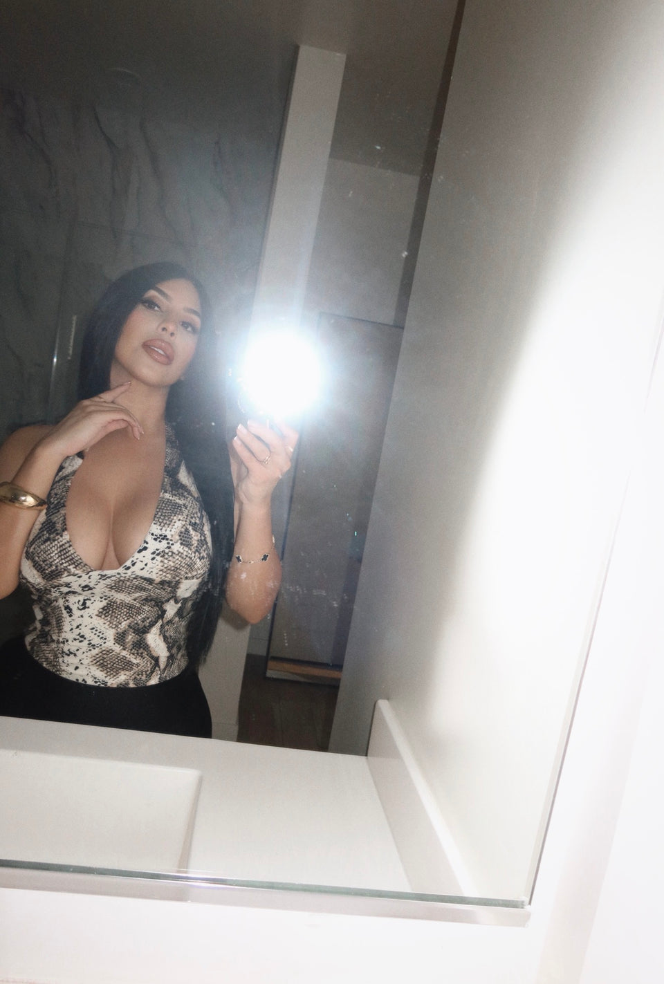 Vib Halter Top